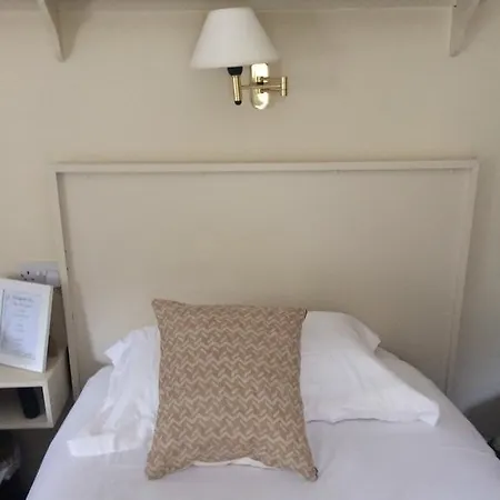 Bed & Breakfast Buckfield