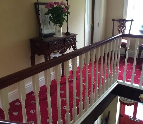 Buckfield * Westport