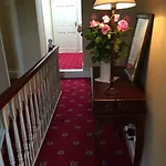 Buckfield Bed & Breakfast *
