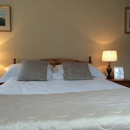 Buckfield * Westport