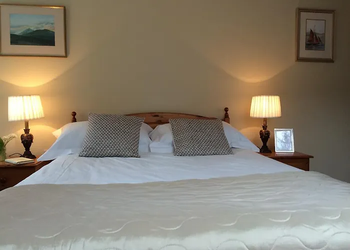 Buckfield * Westport