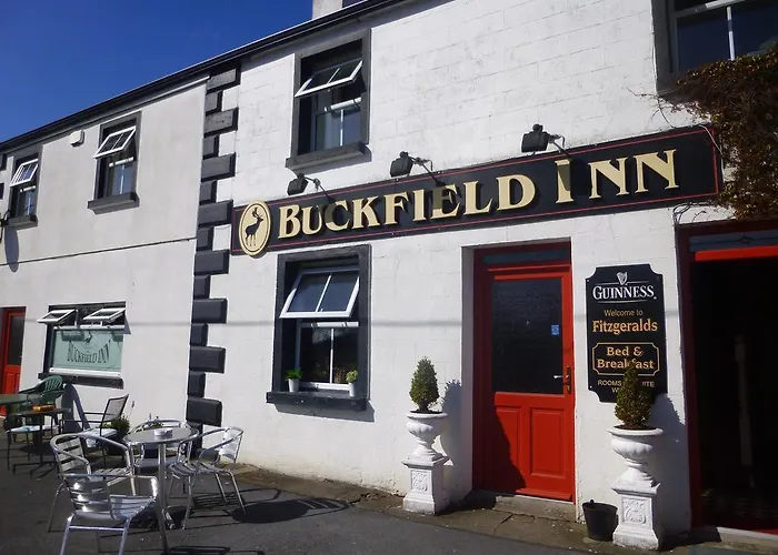 Buckfield Bed & Breakfast *